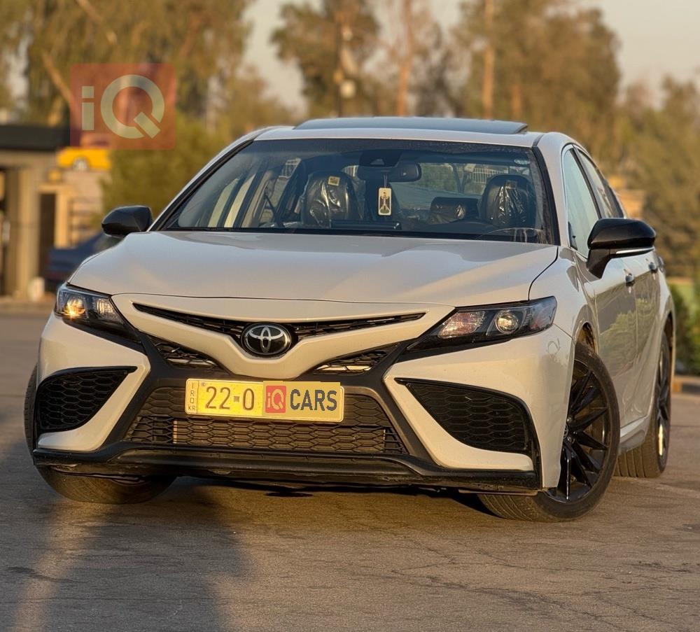 تۆیۆتا کامری